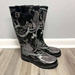 Sakroots Rain Boots Women’s 7 Black and Purple Tall Boot